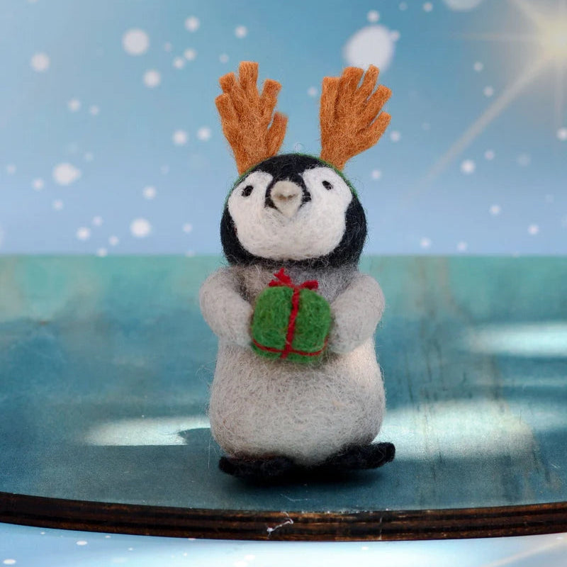 Tara Treasures - Felt Penguin with Present Toy
