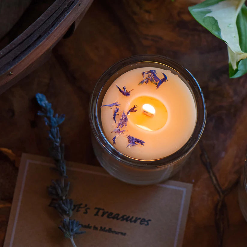 Elliot's Treasures - Lavender Scented Pot Beeswax Candle