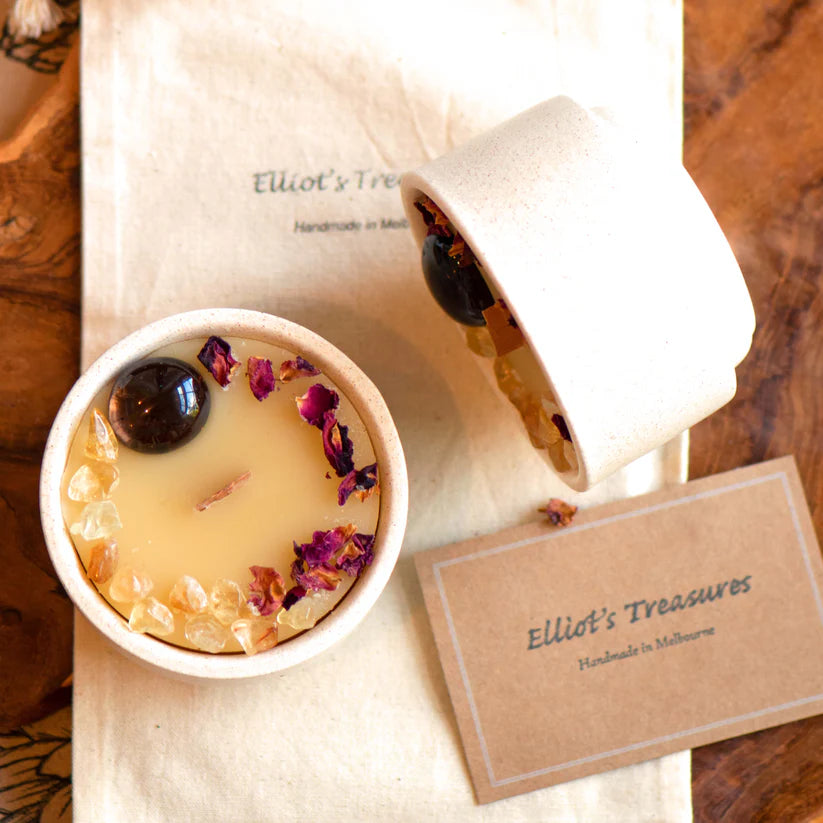 Elliot's Treasures - L'Amour Scented Beeswax Candle
