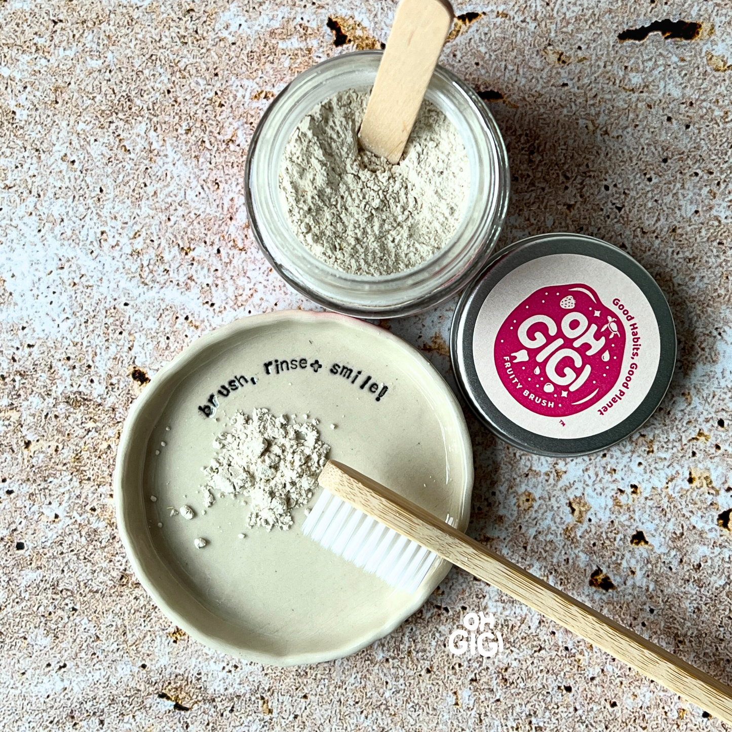 ohGiGi - Organic Tooth Powder 'Fruity Brush'
