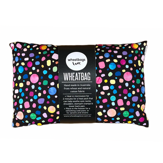 Wheatbags Love - Wheatbag (Black Pebbles)