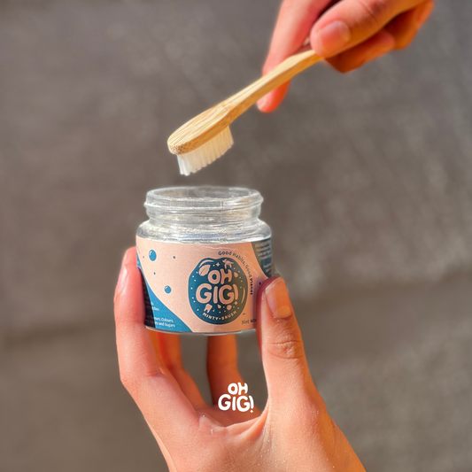 ohGiGi - Organic Tooth Powder 'Minty Brush'